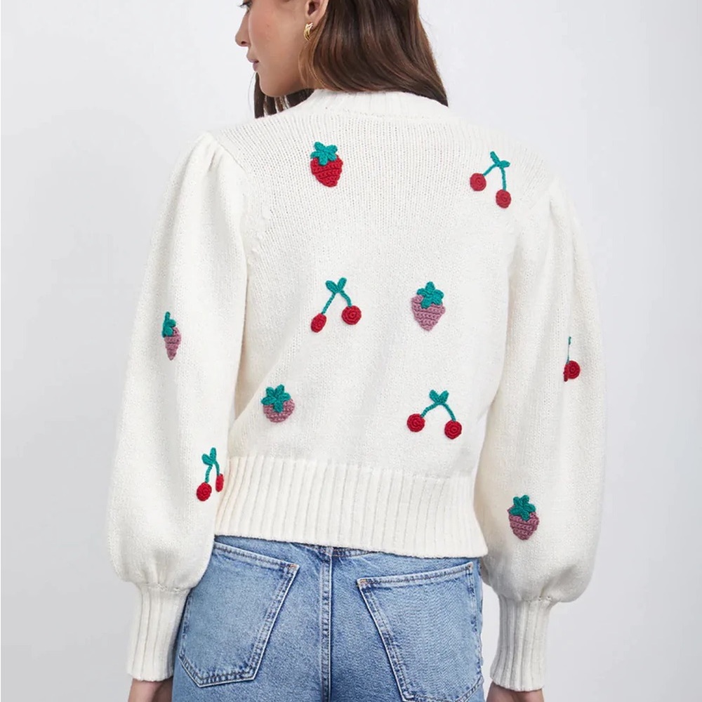 REVOLVE- NWT🏷 Adorable oversized knit Cardi ♥️ - Picture 7 of 12